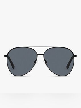 Quay Vivienne Aviator Sunglasses in Black